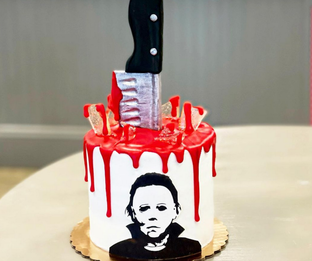 Krv a nôž - na Halloween sa dá báť aj sladko.