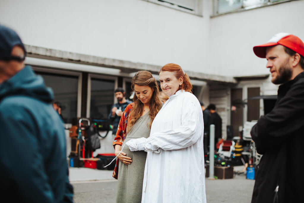 Kristína Svarinská si v komédii Striedavka zahrala tehotnú ženu.