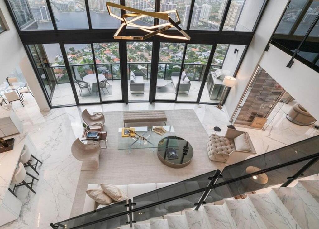 Lionel Messi si kúpil apartmán v Porsche Design Tower na Miami na Florida za 5 miliónov dolárov.
