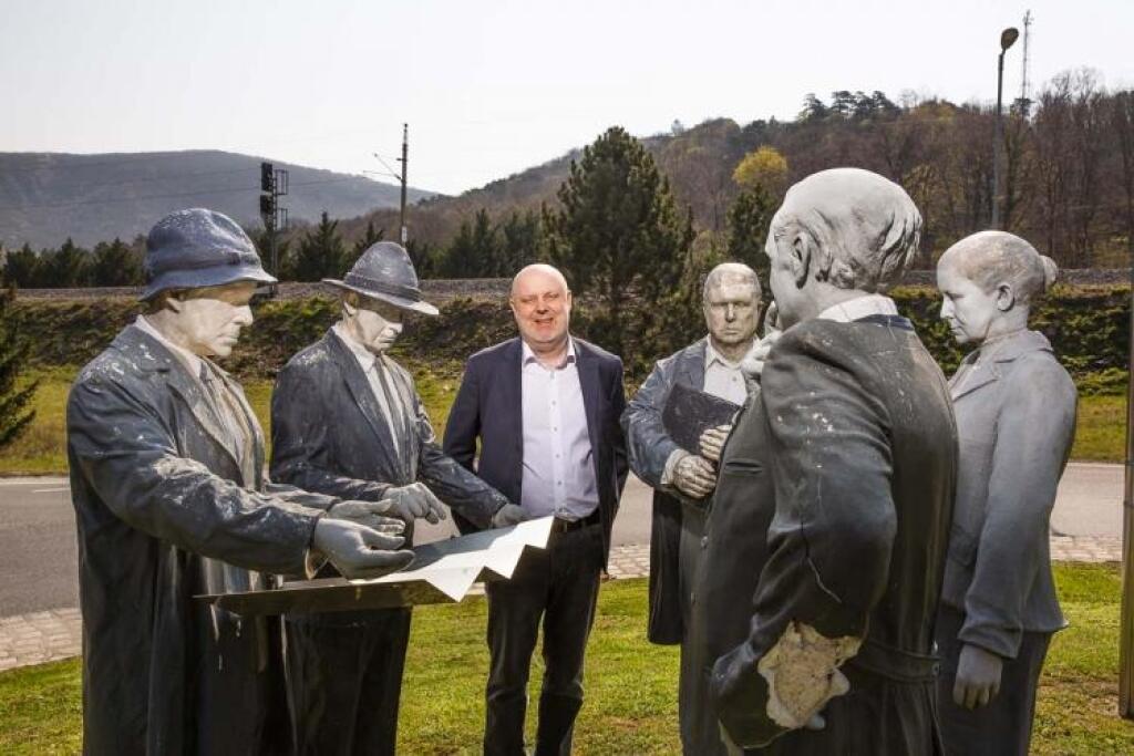 Ako sa dostať na Slovensko. Nejde to na jednom priechode? Skúsim iný