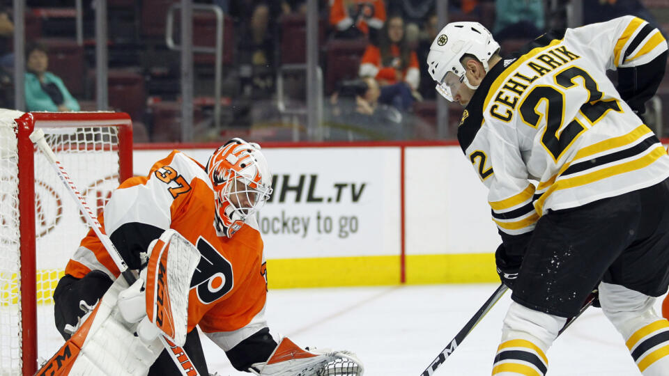 Vedenie klubu zámorskej NHL Boston Bruins vo štvrtok povolalo slovenského hokejistu Petra Cehlárika späť z farmy v Providence (AHL) do prvého tímu.