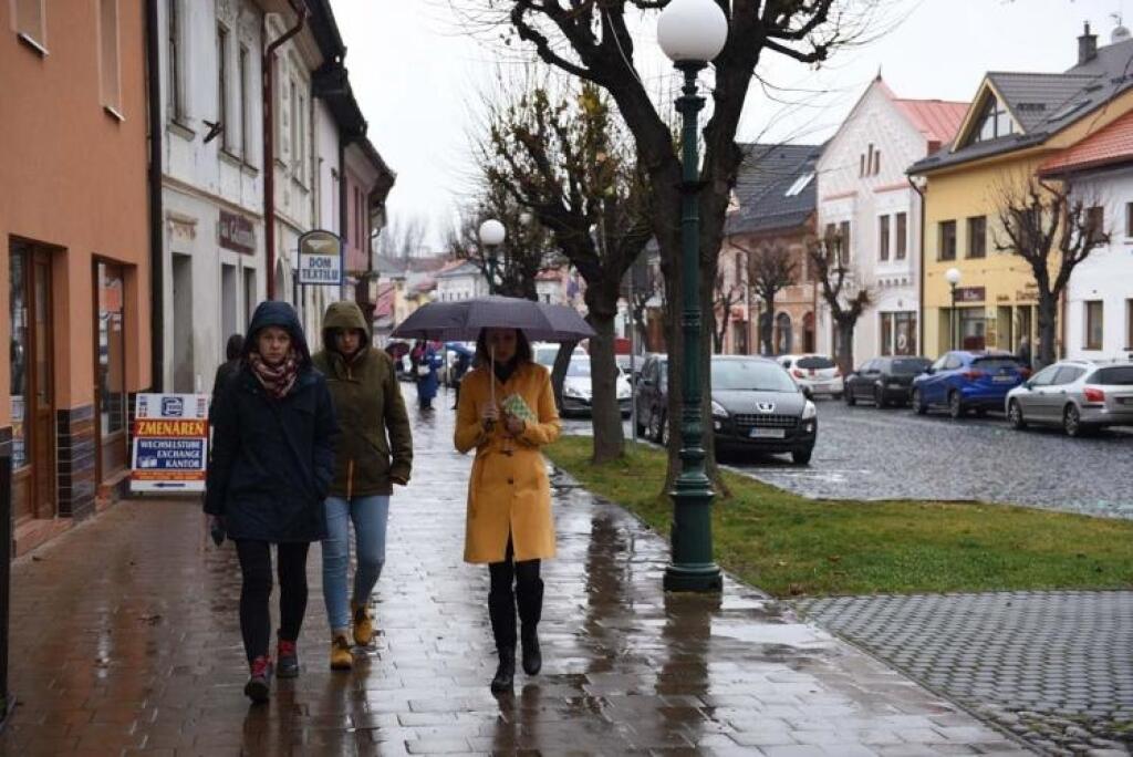Ako sa žije pred bránami do Tatier a prečo musí mať cukráreň deväť umývadiel