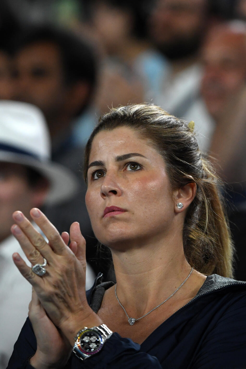 Mirka Federerová priletela s Rogerom na Australian Open aj s celou rodinou.