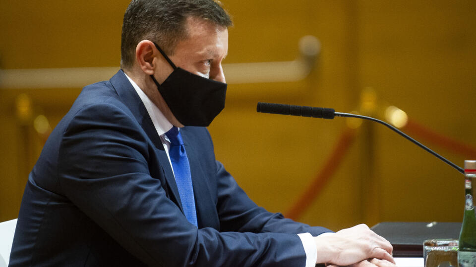 Na snímke kandidát na špeciálneho prokurátora, advokát a exminister spravodlivosti Daniel Lipšic počas vypočutia pred Ústavnoprávnym výborom NR SR 1. februára 2021 v Bratislave. FOTO TASR – Jakub Kotian