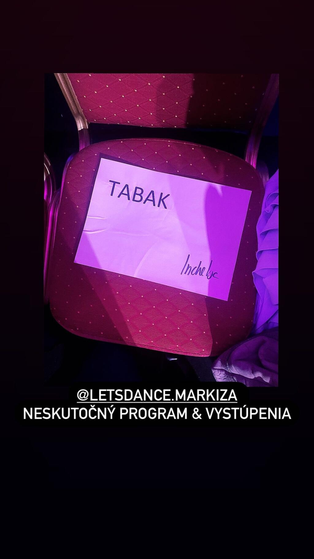 Na sociálnej sieti sa pochválila vyhradeným miestom.