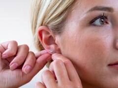 Máte infekciu po prepichnutí ucha? TU sú rady, čo robiť a čomu sa určite vyhnúť!