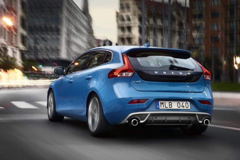 TREND test Volvo V40 D4 Kinetic R-Design