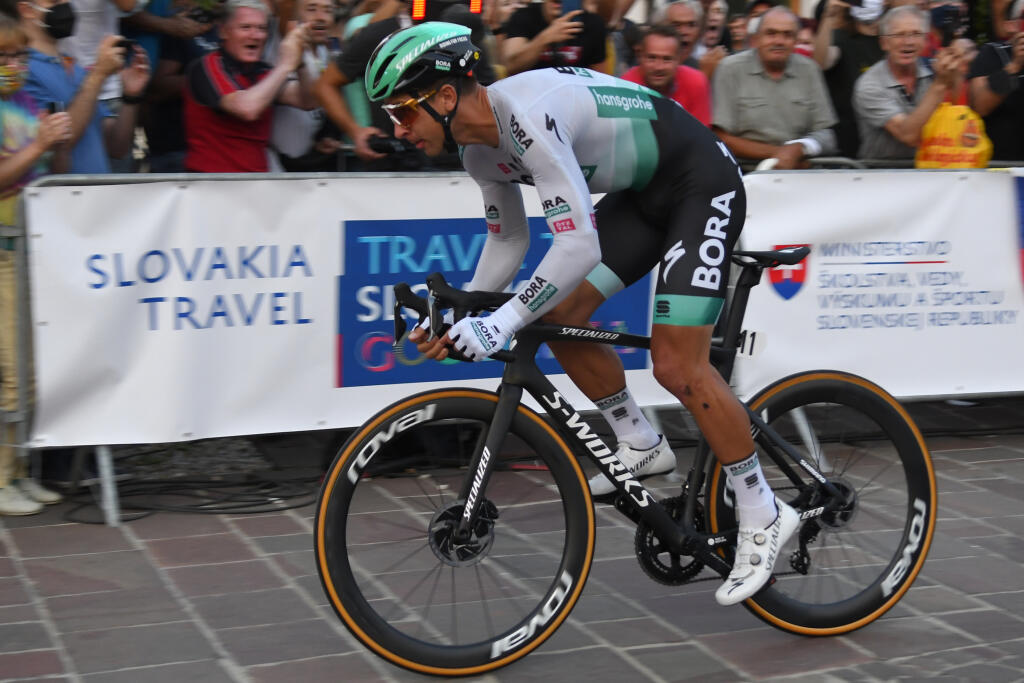 Cyklistické preteky Okolo Slovenska začínajú prológom 15. septembra 2021 v Košiciach na Hlavnej ulici. Na snímke Peter Sagan z tímu Bora – Hansgrohe na trati prológu.