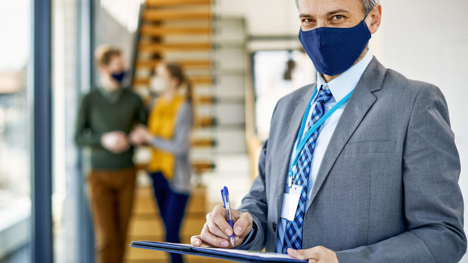 Portrait,Of,Happy,Real,Estate,Agent,Wearing,Protective,Face,Mask