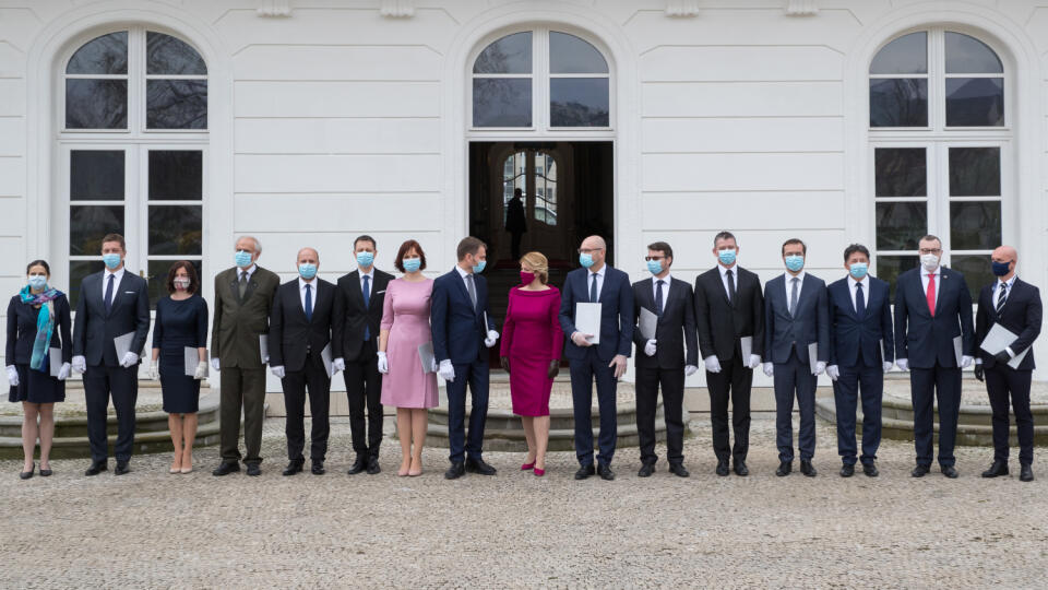 Prezidentka Slovenskej republiky Zuzana Čaputová vymenovala nových členov vlády pod vedením premiéra Igora Matoviča.