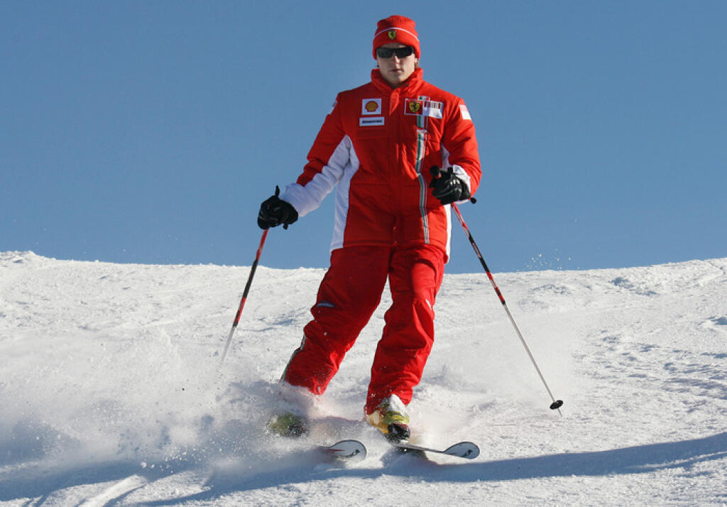 New Ferrari Formula One driver Kimi Raikkonen from Finland skis down a slope in Madonna Di Campiglio, Italy, Wednesday Jan. 10, 2007. Raikkonen who follows seven-time world champion Michael Schumacher in the team, made his first official appearance as a Ferrari driver on Wednesday and enjoyed a day of skiing. (AP Photo/Oliver Multhaup)