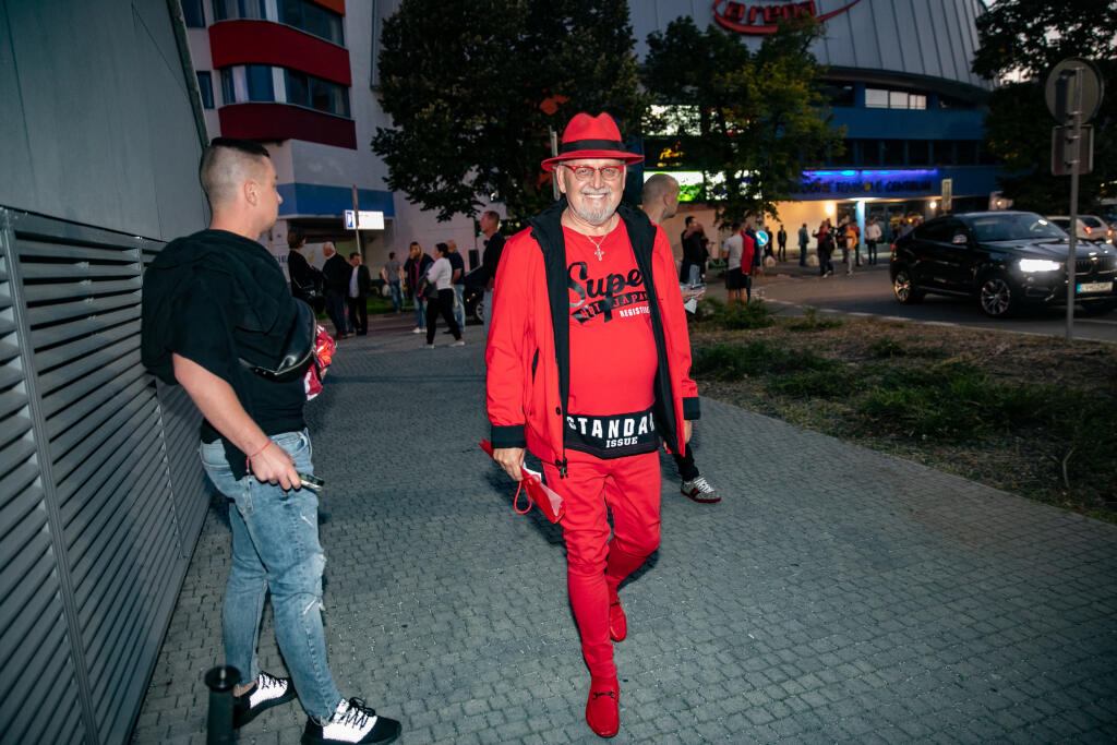 Medzi prvými si to do VIP priestorov štadióna Tehelné pole namieril Jozef Oklamčák.