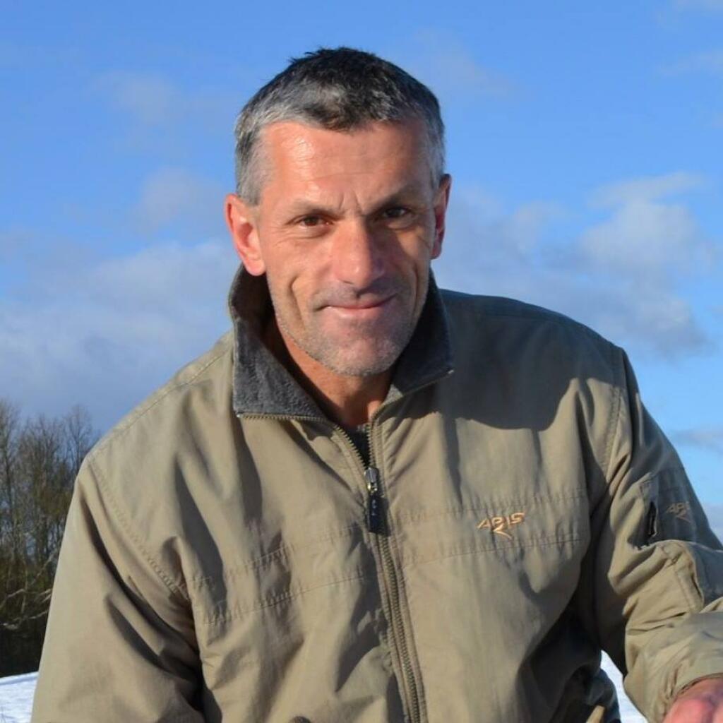 Štvornásobný majster Slovenska Miroslav Vričan zomrel vo štvrtok 9. septembra 2021.
