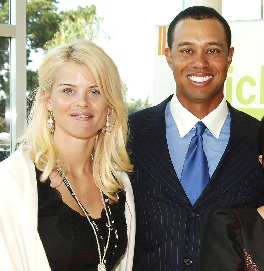 Tiger Woods & Elin Nordegren (2004-2010): Blondínka sa musela zmieriť s tým, že sa okrem nej celý svet dozvedel o mnohonásobnej nevere jej manžela. Rozvod bol prepieraný až do úplných detailov, no Elin nakoniec získala neuveriteľne vysoké odškodné.