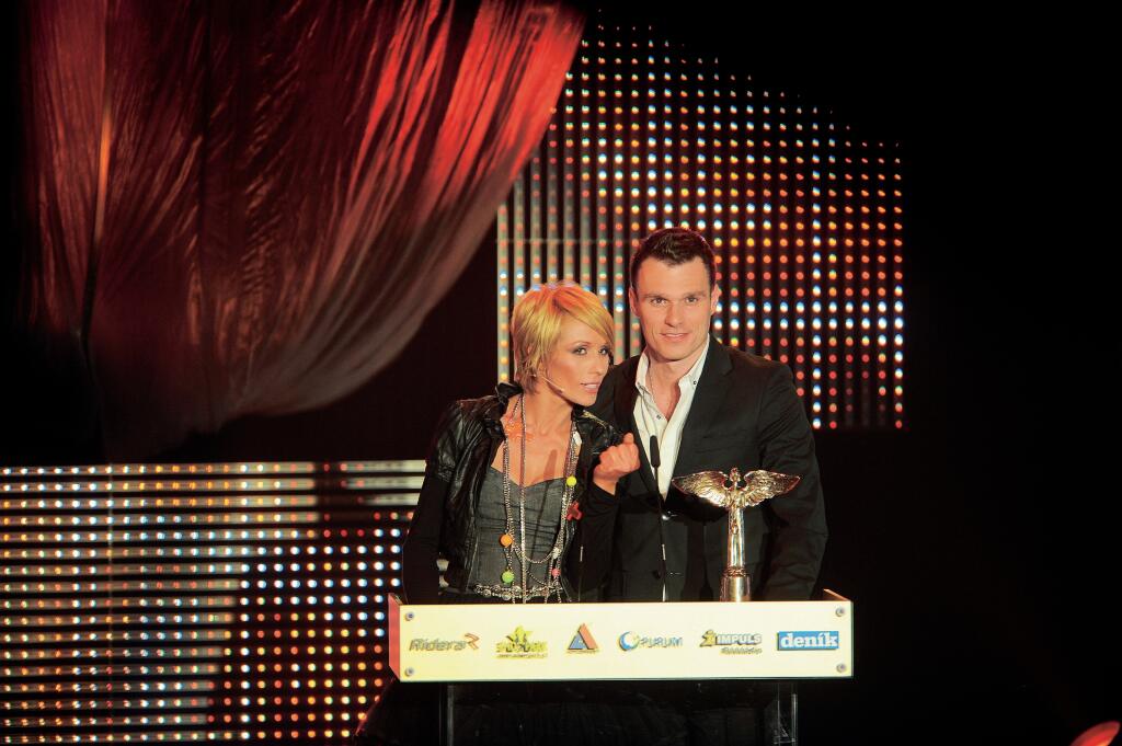 Tereza Pergnerová, moderátorka, Leoš Mareš, moderátor, udeľovanie českých Andělov
foto: Vojtech Bláha
uverejnené: Šarm 17/2010
pôvodný súbor:DSC_6951.eps