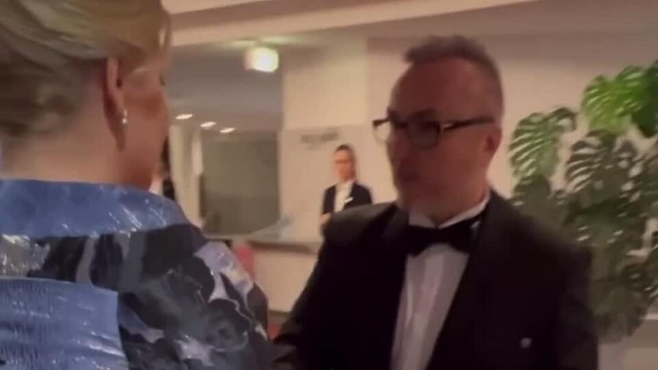 Zuzana Čaputová s Jurajom Rizmanom prichádzajú na galavečer k 30 výročiu vzniku SR