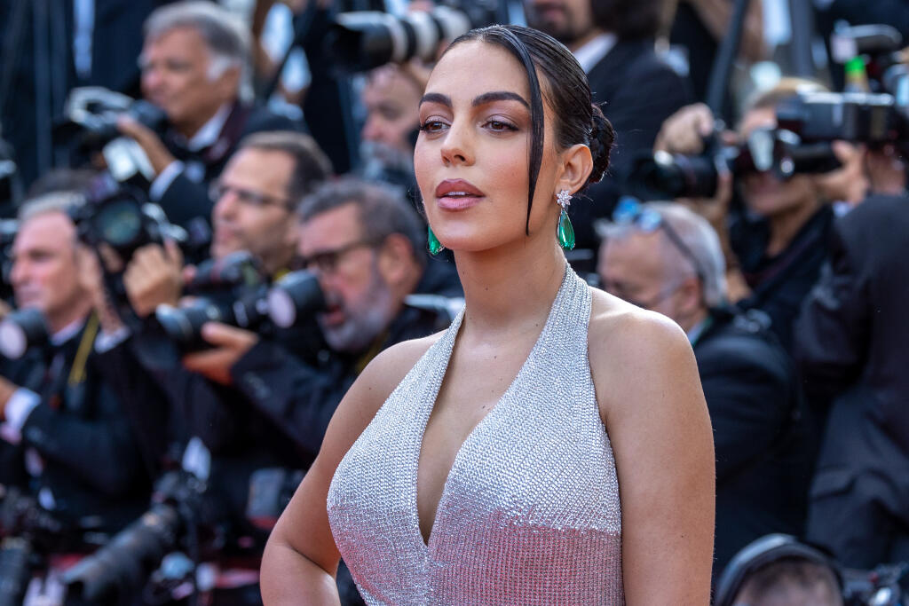Georgina bola pred stretnutím s Cristianom Ronaldom predavačkou.