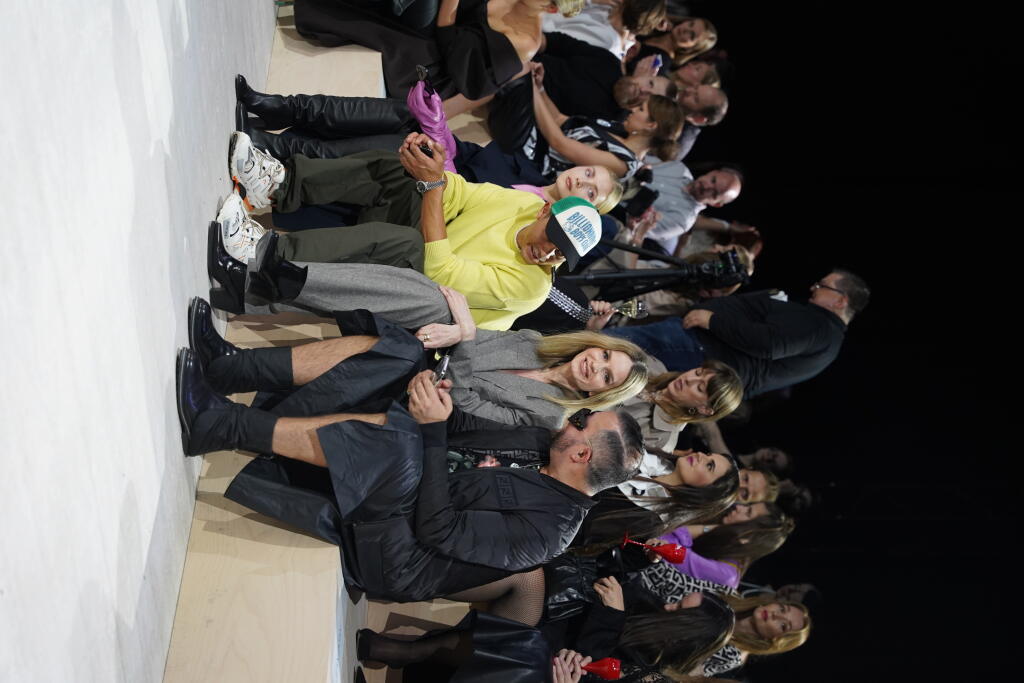 Módna prehliadka Michaely Ľuptákovej na Fashion Live 2022.
