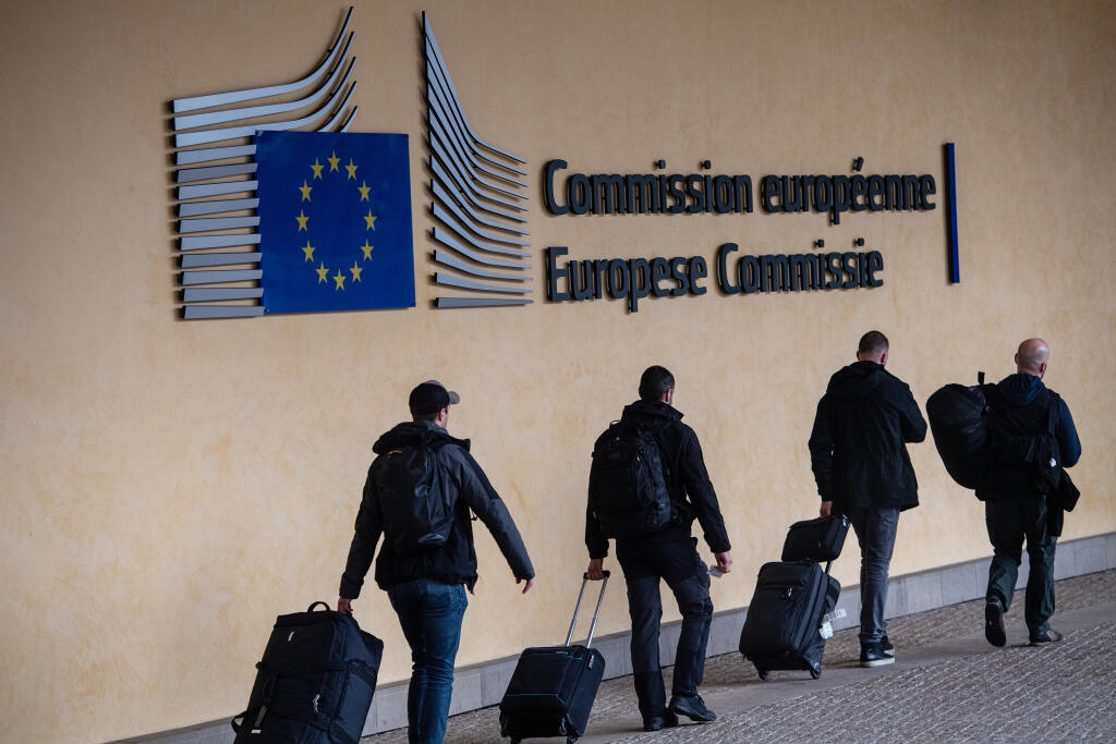 EU Opens Post-Brexit Trade Talks With The UK