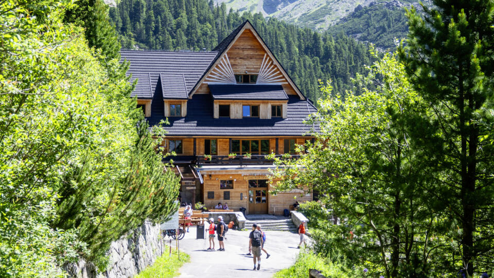 SLOVENSKO. Dovolenka doma je dobrý nápad, len ho dotiahnuť do dokonalosti.