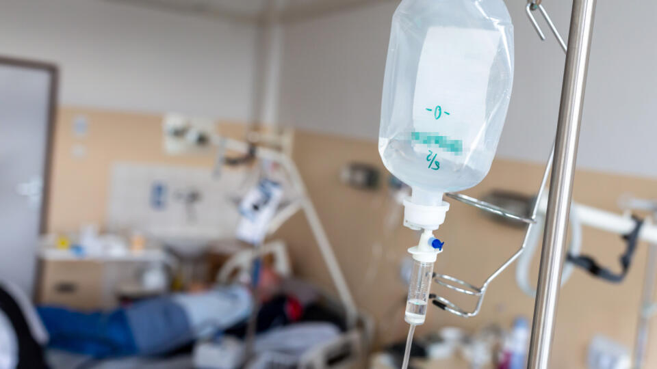 Na snímke je lôžkové oddelenie na Kramároch, kde sa liečia pacienti chorí na Covid-19.