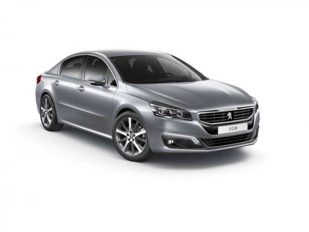 4 proti Škode Superb 2,0 TDI