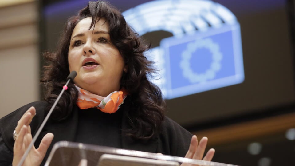 JB 36 Brusel - Eurokomisárka pre rovnosť Helena Dalliová počas debaty o právach na potrat na plenárnom zasadnutí Európskeho parlamentu v Bruseli 25. novembra 2020. Poslanci Európskeho parlamentu (EP) vyjadrili v stredu hlboké znepokojenie nad stavom slobody médií v Európskej únii a odsúdil násilie, prenasledovanie a nátlak, ktorým čelia novinári v členských štátoch EÚ. FOTO TASR/AP
European Commissioner for Equality Helena Dalli speaks during a debate on abortion rights in Poland during a plena
