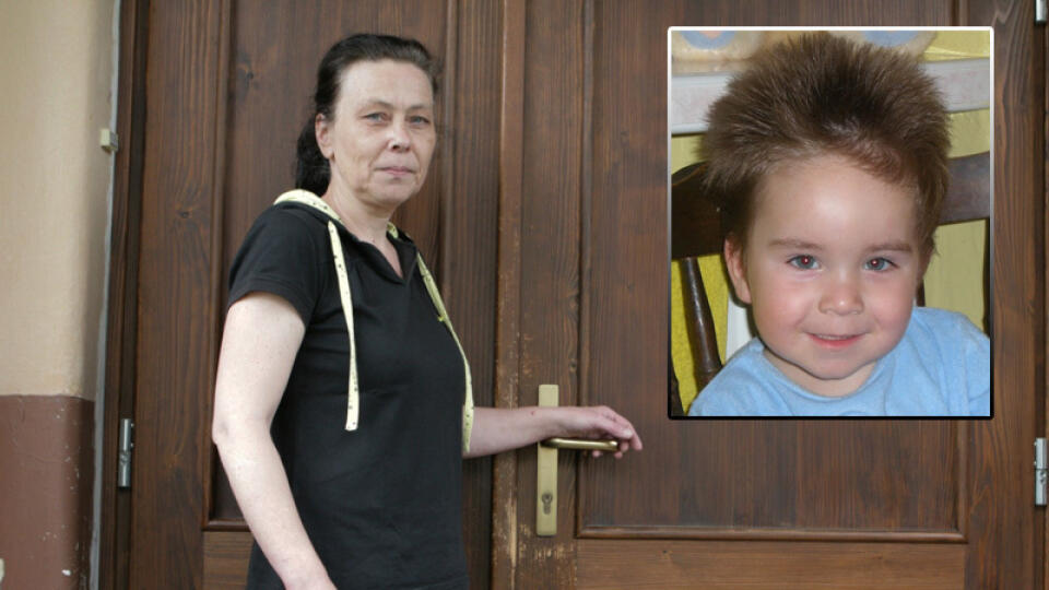 Mama mŕtveho chlapčeka spochybňuje postup lekárky.
