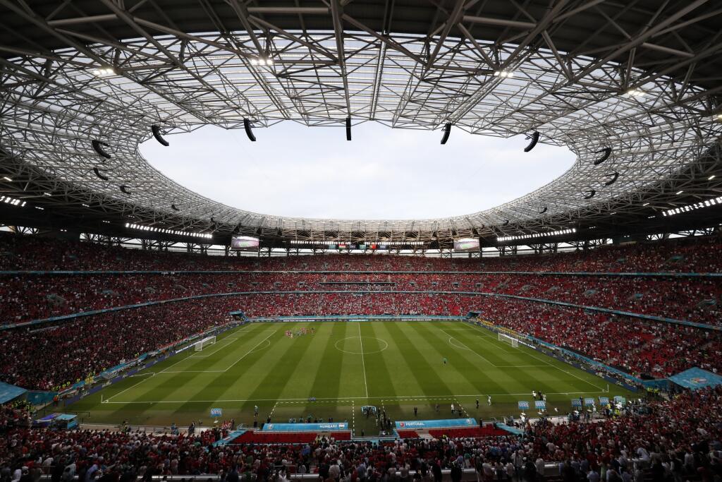 Na štadióne Ferenca Puskása bolo zakaždým vyše 60-tisíc fanúšikov.