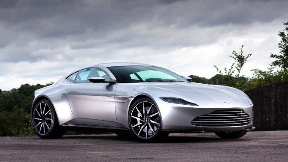 Aston Martin DB10