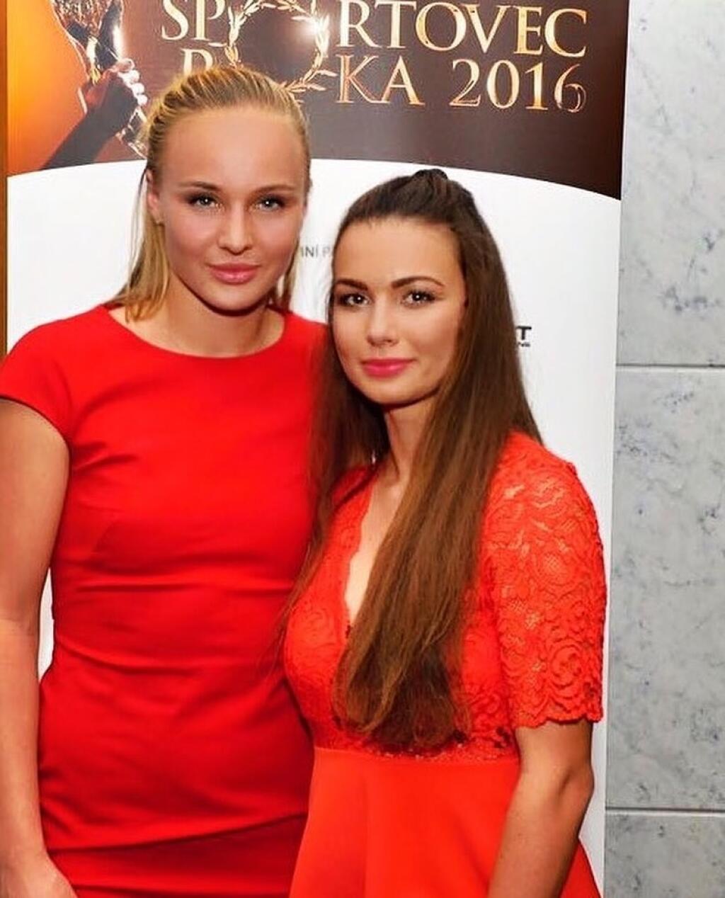 Takto prišla na Športovca roka Šramková (vľavo) v roku 2016.