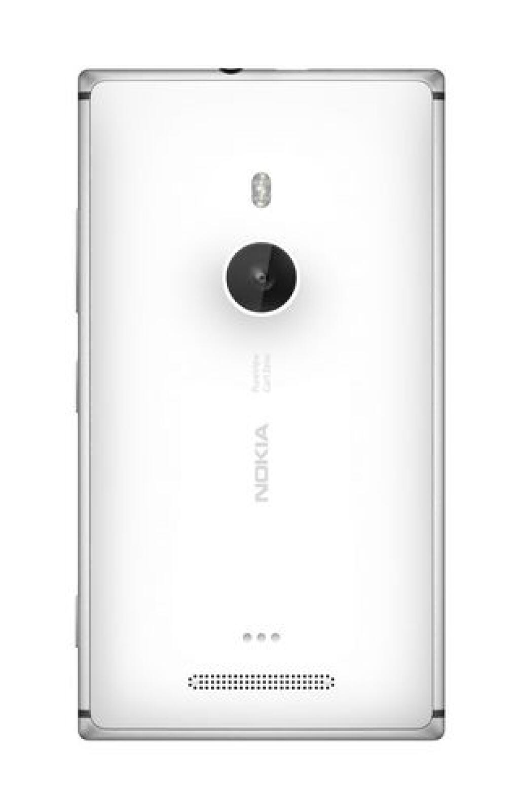 Nokia odela novú Lumiu do kovu