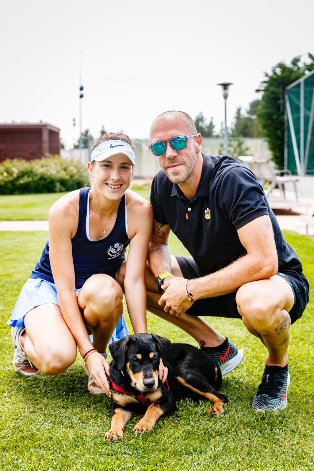 Párik si na Slovensku nedávno adoptoval aj sučku Paulu.