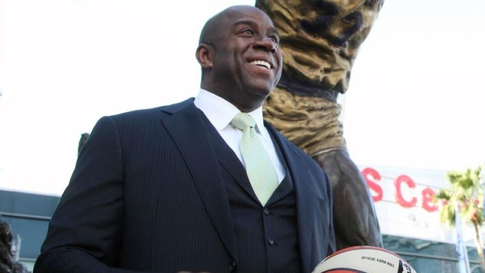 Na archívnej snímke legenda basketbalovej NBA Magic Johnson.