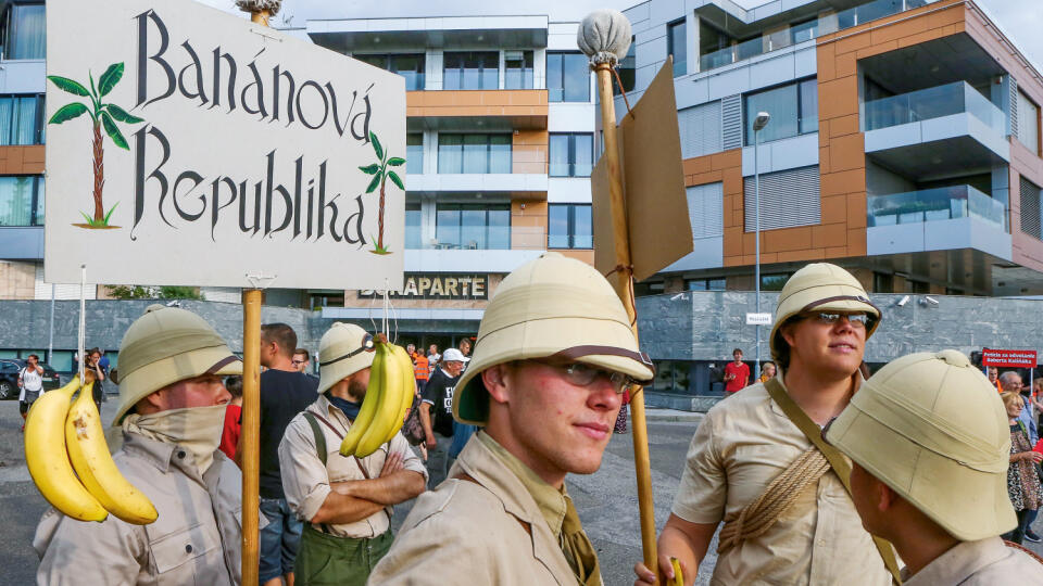 bananova republika, olano