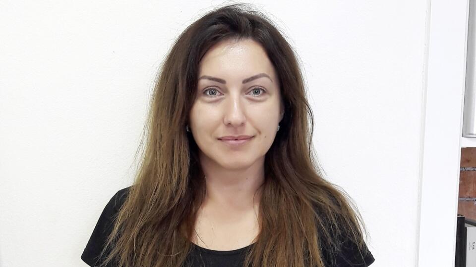 Erika pred premenou.