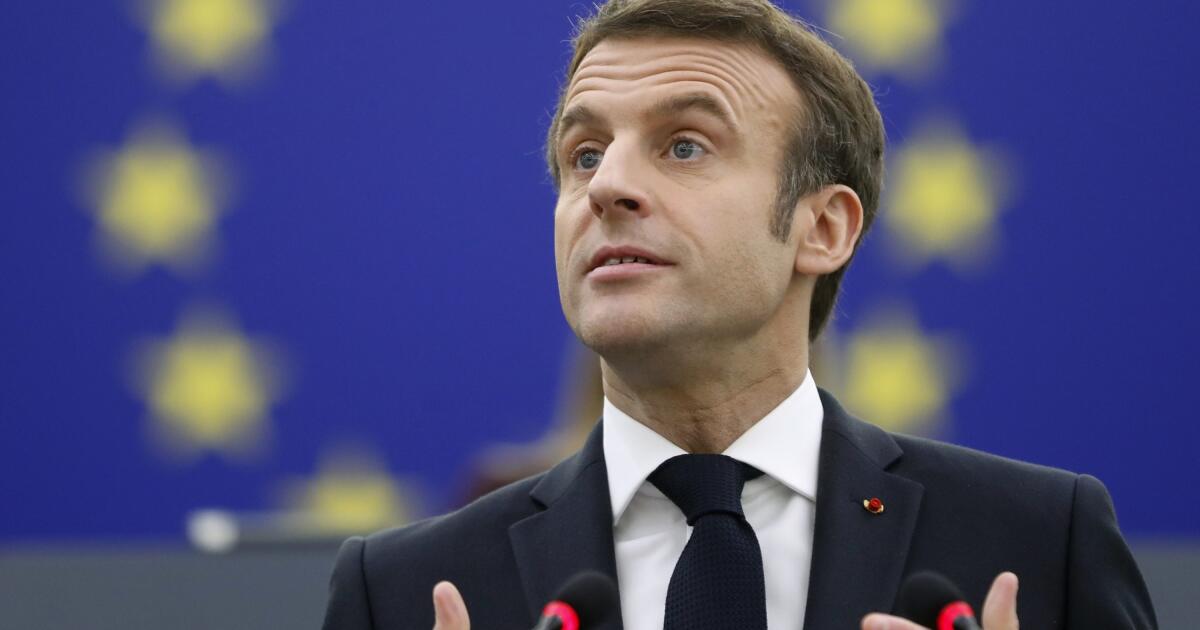 Macron a appelé l’UE à avoir son propre dialogue avec la Russie