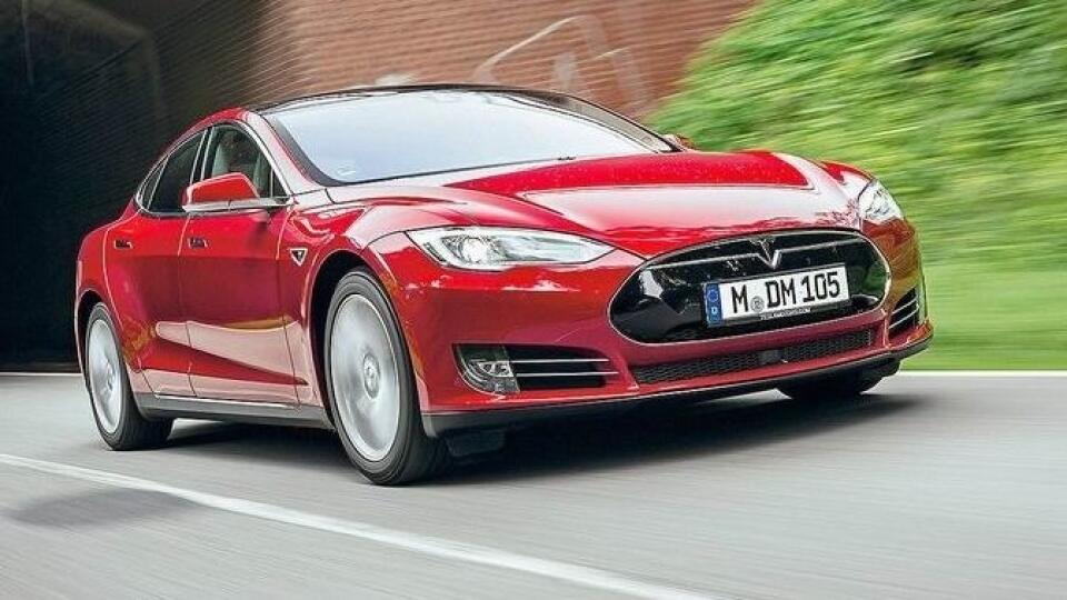 Tesla Model S P85D