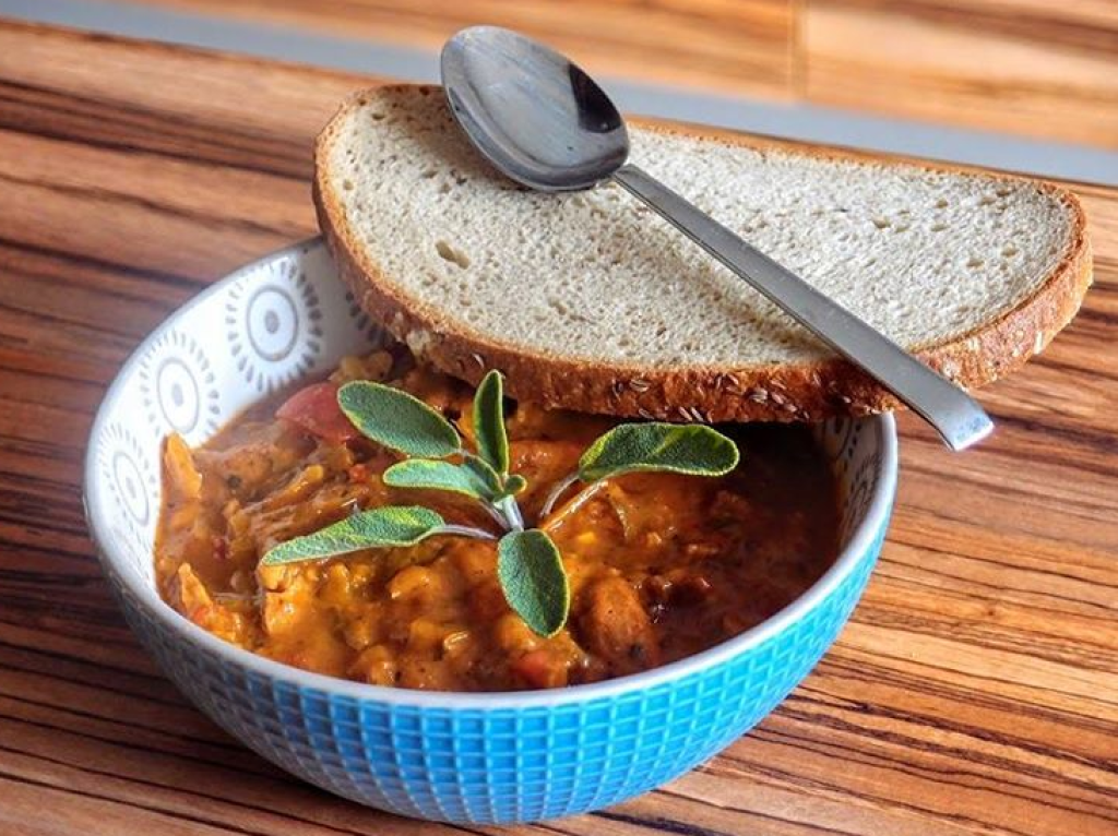 Aj vegetariáni majú radi guláš. Samozrejme podľa seba.