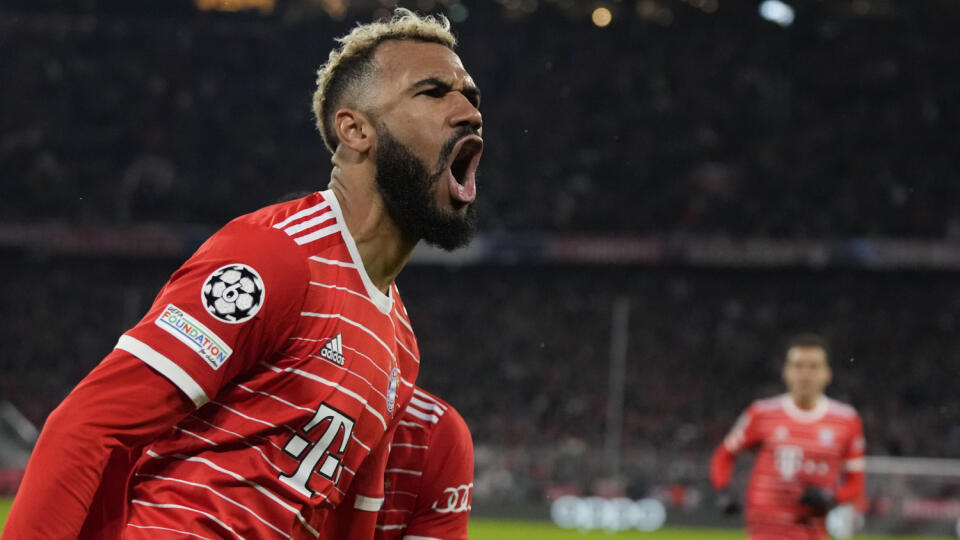 WA 7 Mníchov - Futbalista Bayernu Eric Maxim Choupo-Moting sa teší po strelení úvodného gólu v odvete osemfinále Ligy majstrov Bayern Mníchov - Paríž Saint-Germain v Mníchove v stredu 8. marca 2023. FOTO TASR/AP
Bayern's Eric Maxim Choupo-Moting celebrates a goal that was later dissallowed during the Champions League round of 16 second leg soccer match between Bayern Munich and Paris Saint Germain at the Allianz Arena in Munich, Germany, Wednesday, March 8, 2023. (AP Photo/Matthias Schrader)