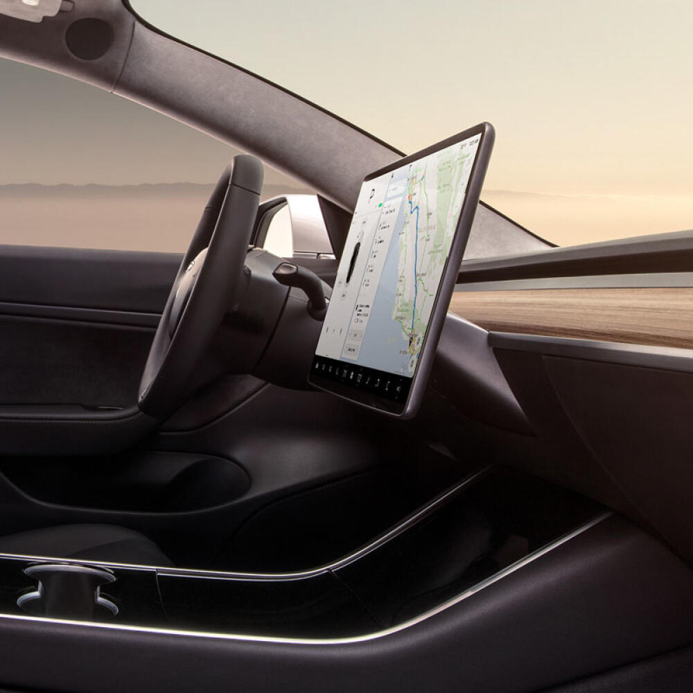 Tesla Model 3.