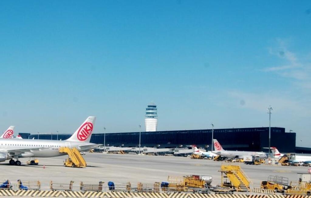 Schwechat otvorí terminál so štvorročným meškaním
