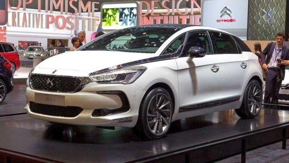 DS 5 je vlajkovou loďou luxusnej odnože Citroënu