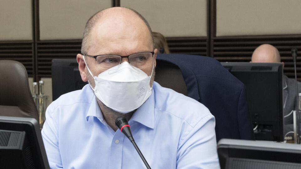 Na snímke podpredseda vlády a minister hospodárstva SR Richard Sulík (SaS) počas zasadnutia vlády SR v Bratislave v stredu 12. januára 2022. FOTO TASR - Pavel Neubauer