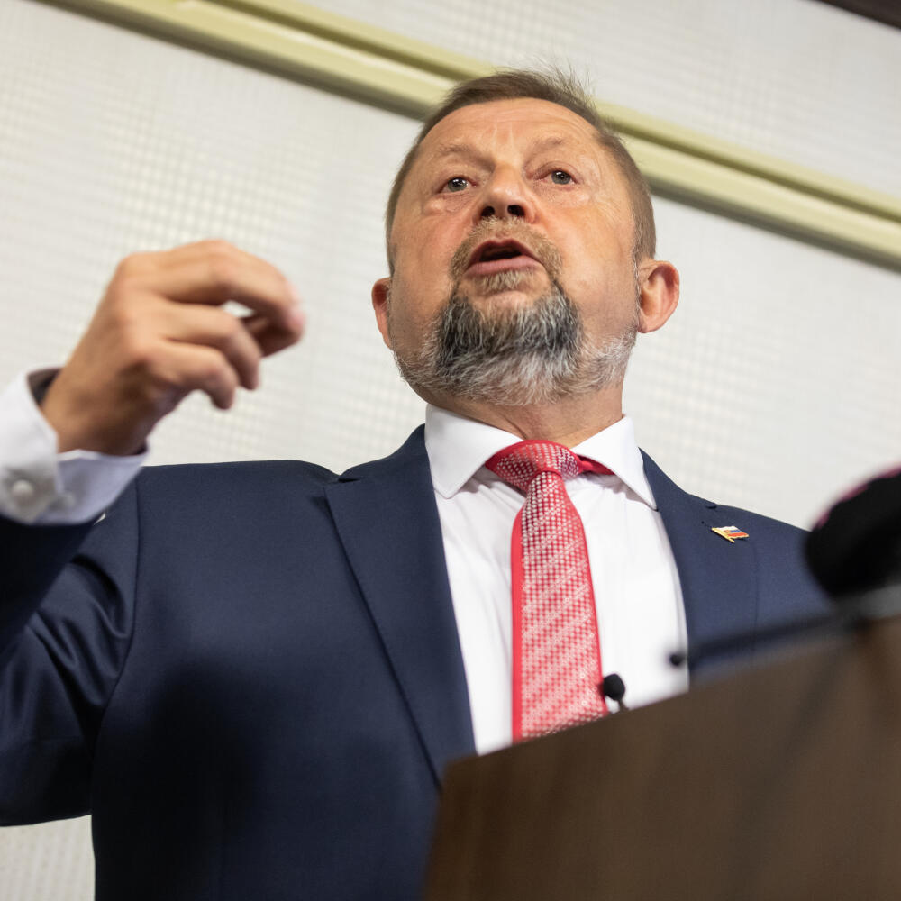 Štefan Harabin sa aktuálne uchádza o post predsedu Najvyššieho súdu a uvažuje, že vstúpi späť do politiky.