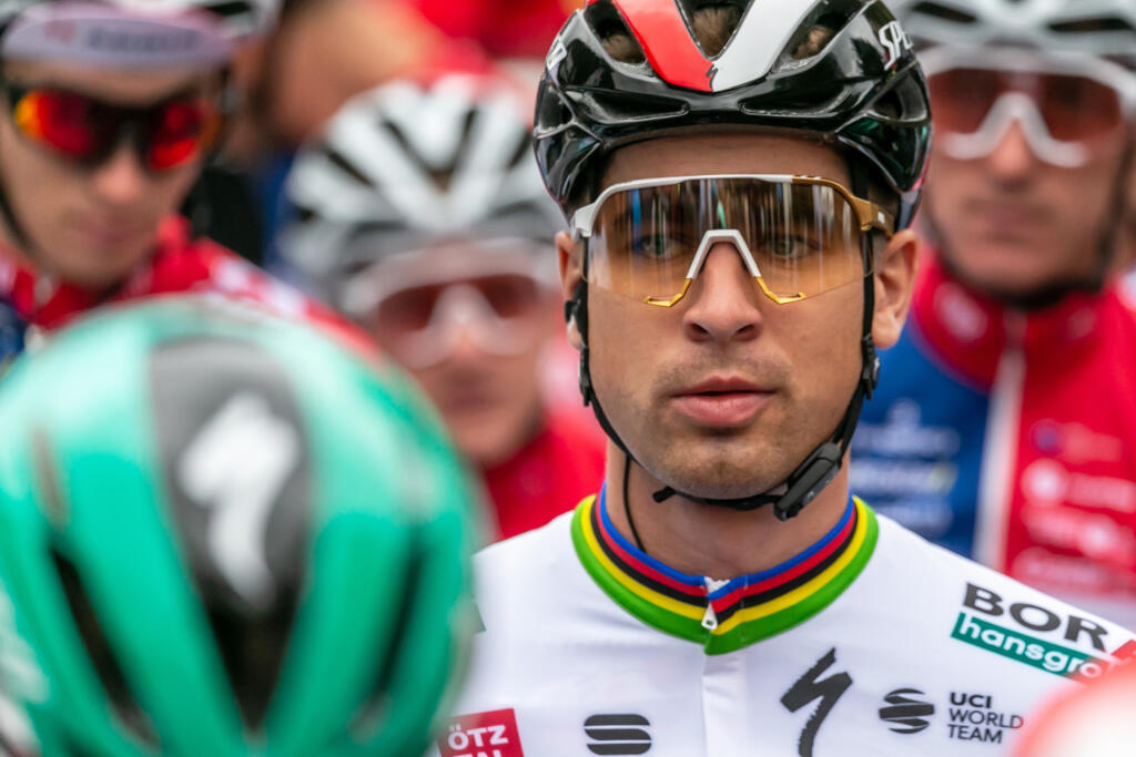 Na snímke je Peter Sagan počas štartu tretej etapy cyklistických pretekov Okolo Slovenska v Dolnom Kubíne.
