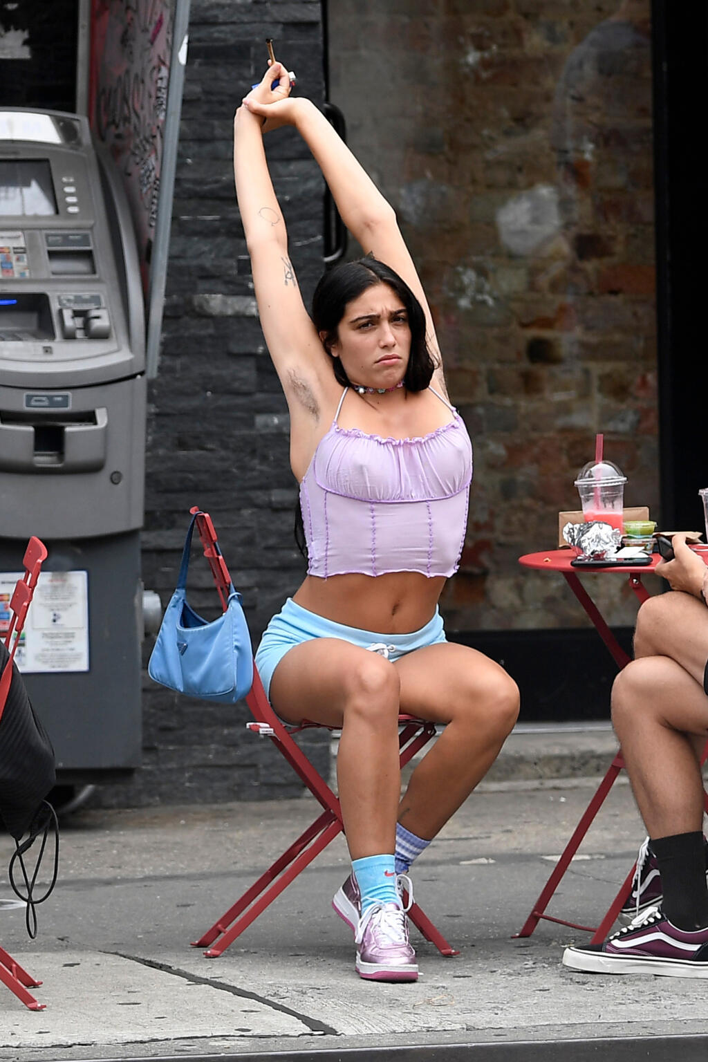 Dcéra Madonny, Lourdes Leon, bez podprsenky.