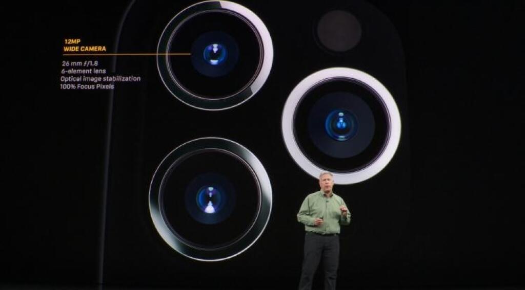 iPhone 11 oficiálne odhalený. Čím chce Apple zabojovať proti Samsungu a Huawei?