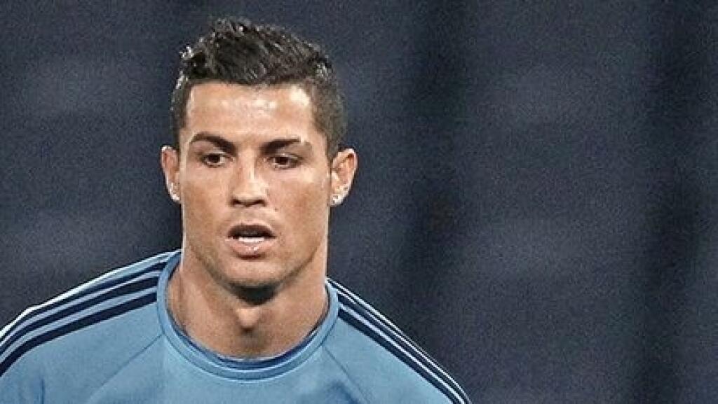 Cristiano Ronaldo (32), držiteľ 4 Zlatých kopačiek, na kryosaunu nedá dopustiť.