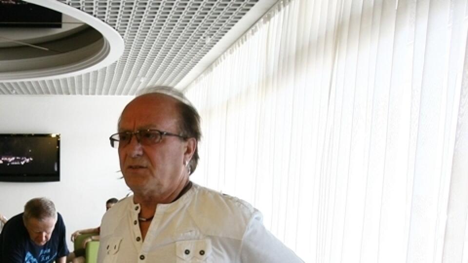 Petr Janda si
napriek sľubom
tenis tentoraz
nezahrá...